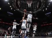 海星TV-粤西朱雀队鏖战闽南战狼队，冲浪常规赛击败，替补奇兵立功。轮换效果显现的简单介绍