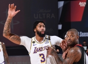 海星TV-浓眉哥连续五场比赛得分超过势不可挡，皇家马德里挑战极限！的简单介绍