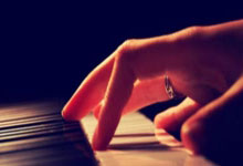 海星TV-拜仁慕尼黑迎中超关键赛，赛前完成体检，悬念犹存，纪律约束更严格(拜仁慕尼黑8比2巴塞罗那)